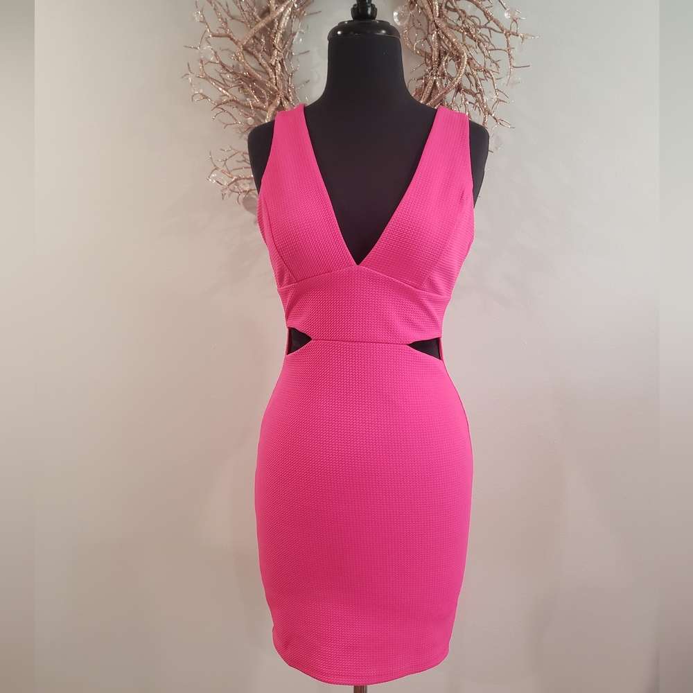 NWOT Hot pink fuchsia textured bodycon sleeveless pencil dress w/ cutouts, Small